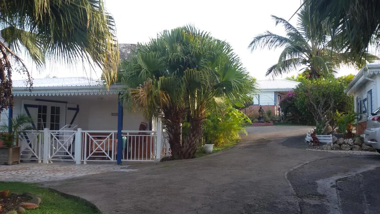 Holiday home Le Moulin De La Baie Piscine Vue Mer Le Moule