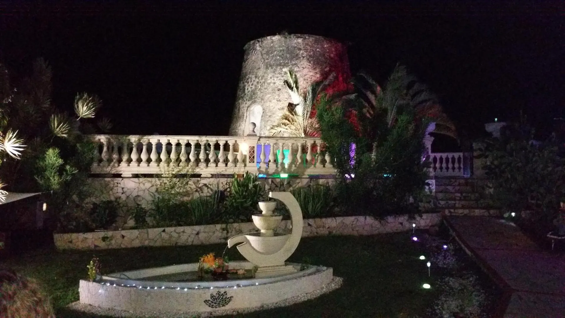 Holiday home Le Moulin De La Baie Piscine Vue Mer Le Moule