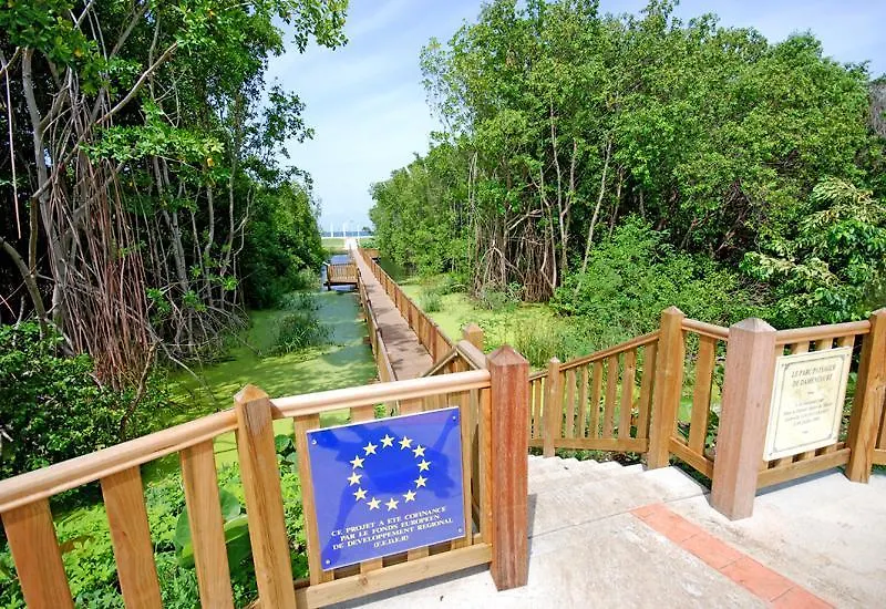 Le Moulin De La Baie Piscine Vue Mer Le Moule Holiday home